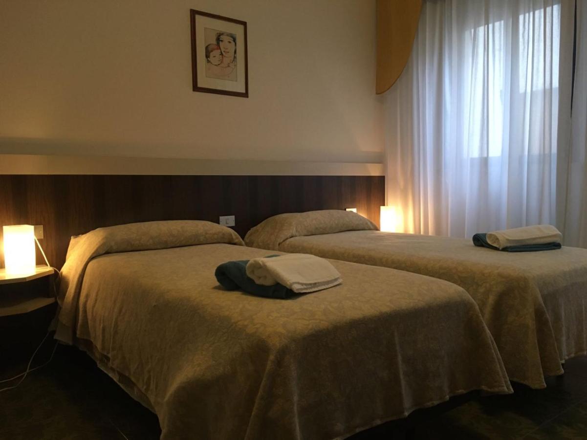Hotel Centrale Este Zewnętrze zdjęcie