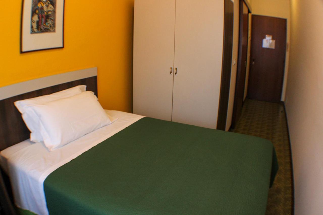 Hotel Centrale Este Zewnętrze zdjęcie