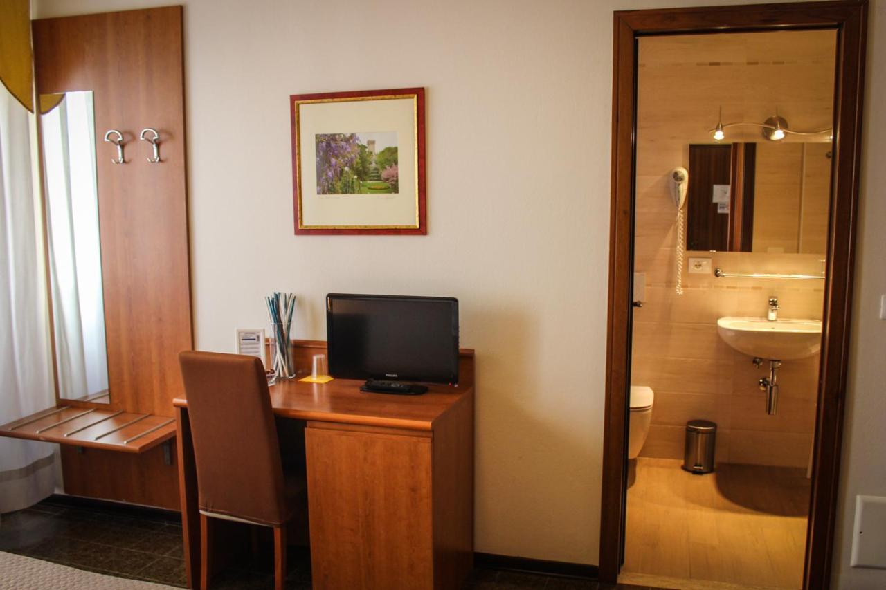 Hotel Centrale Este Zewnętrze zdjęcie