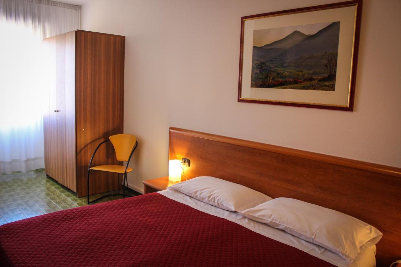 Hotel Centrale Este Zewnętrze zdjęcie