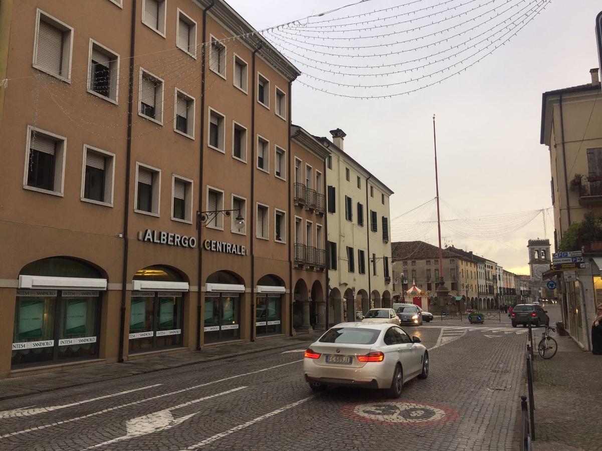 Hotel Centrale Este Zewnętrze zdjęcie