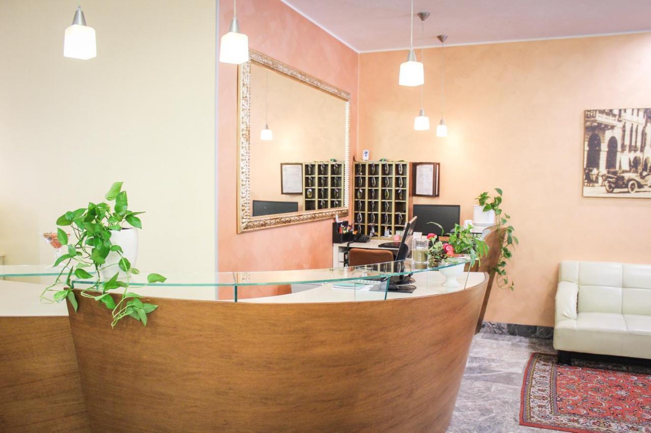 Hotel Centrale Este Zewnętrze zdjęcie